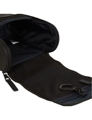 TROUSSE DE TOILETTE EN MATIERE RECYCLE NOIR AM0AM10231 - TOMMY HILFIGER