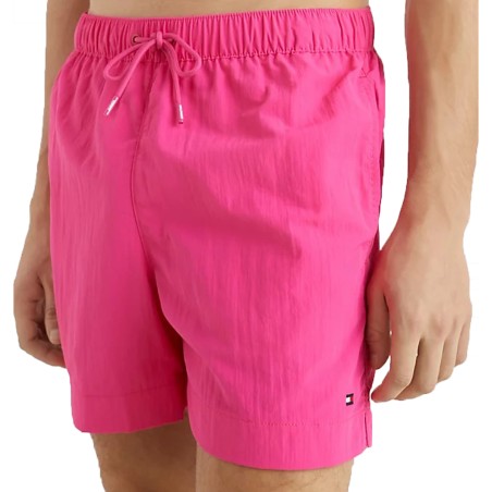 SHORT DE BAIN ESSENTIAL MAGENTA - UM0UM02793 - TOMMY HILFIGER