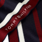 ECHARPE RASCHELLE EN MAILLE BLEU MARINE/BORDEAUX/BLANC AM0AM11493 - TOMMY HILFIGER ECHARPE RASCHELLE EN MAILLE BLEU MARINE/BORDEAUX/BLANC AM0AM11493 - TOMMY HILFIGER