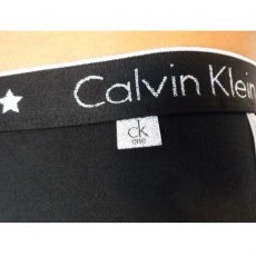 CK- COFFRET 2 BOXERS COTON NOIR ET BLANC ARGENTES U8945A-3BS