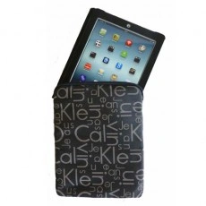 CKJ - HOUSSE IPAD JACQUARD NOIR LOGOTE BEIGE