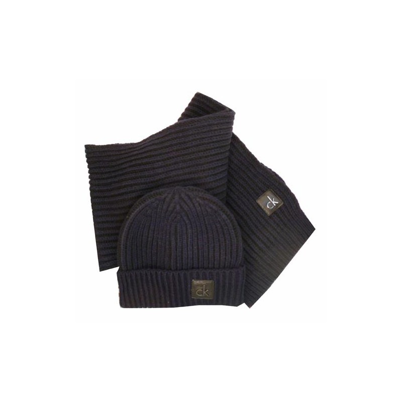 CALVIN KLEIN JEANS , COFFRET BONNET ECHARPE MARINOS MARINE. Loading zoom