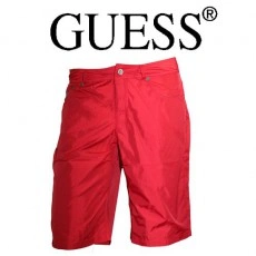 GUESS – SHORT DE BAIN EFFET JEANS LONG ROUGE